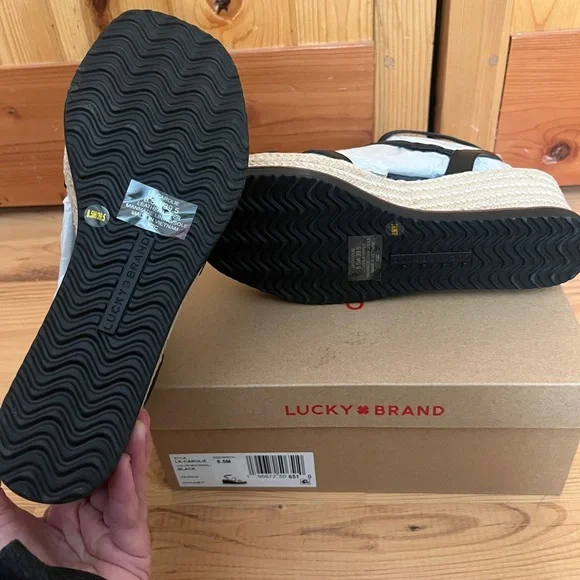 NIB Lucky Brand Black Espadrille Wedge Carolie Sandals Sz 8.5 - Picture 9 of 9